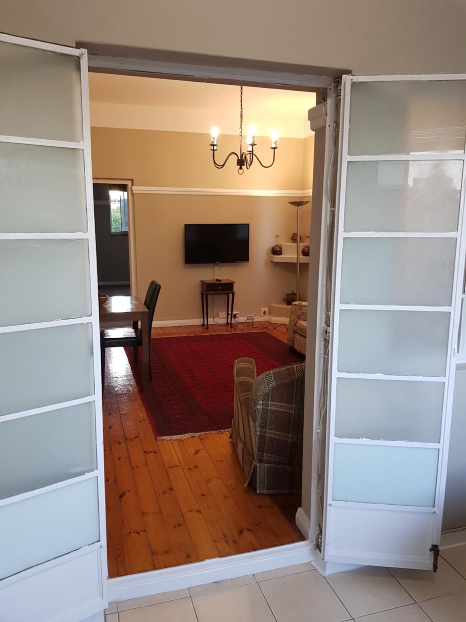 Apartment Bramber Court Art-deco Self-catering Cape Town