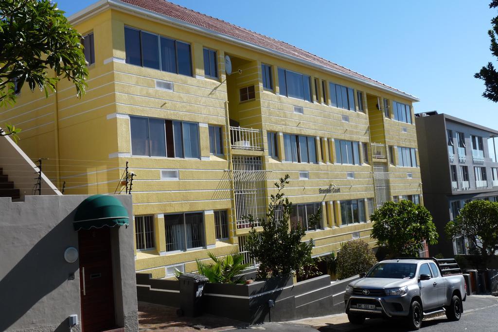 Bramber Court Art-deco Self-catering