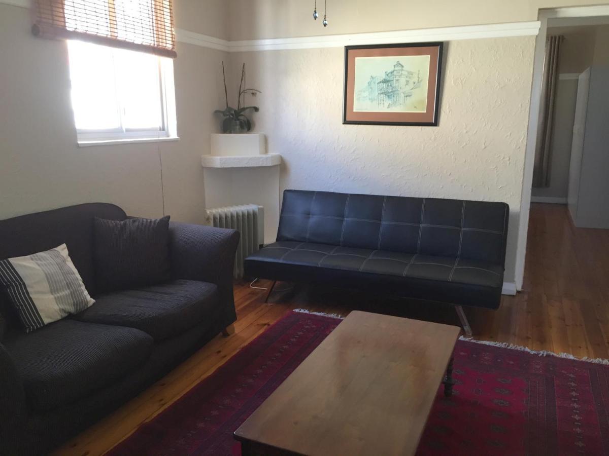 Apartment Bramber Court Art-deco Self-catering