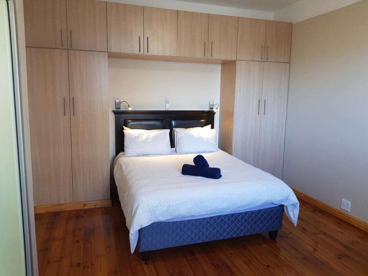 Apartment Bramber Court Art-deco Self-catering Cape Town