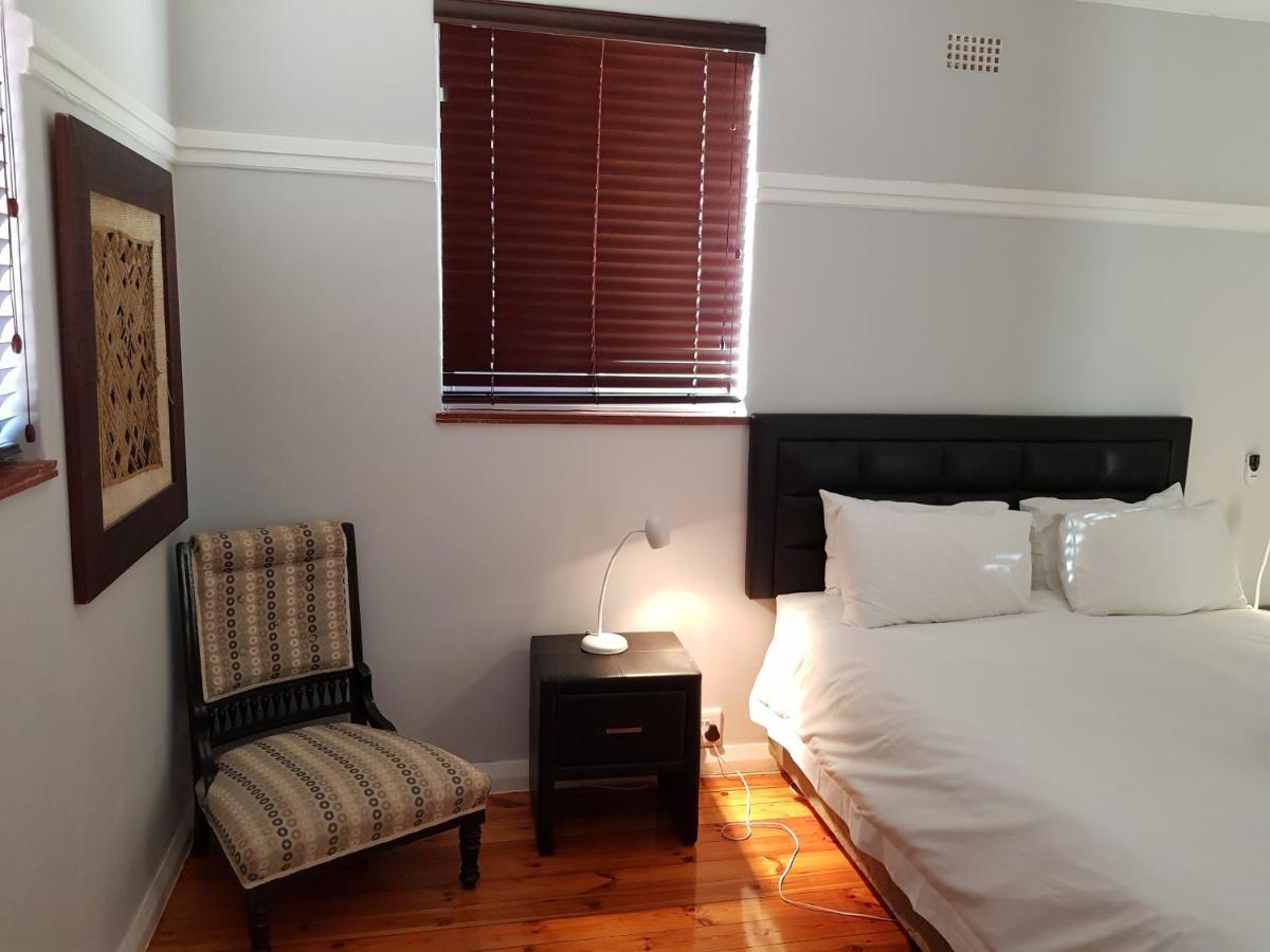 Bramber Court Art-deco Self-catering Cape Town